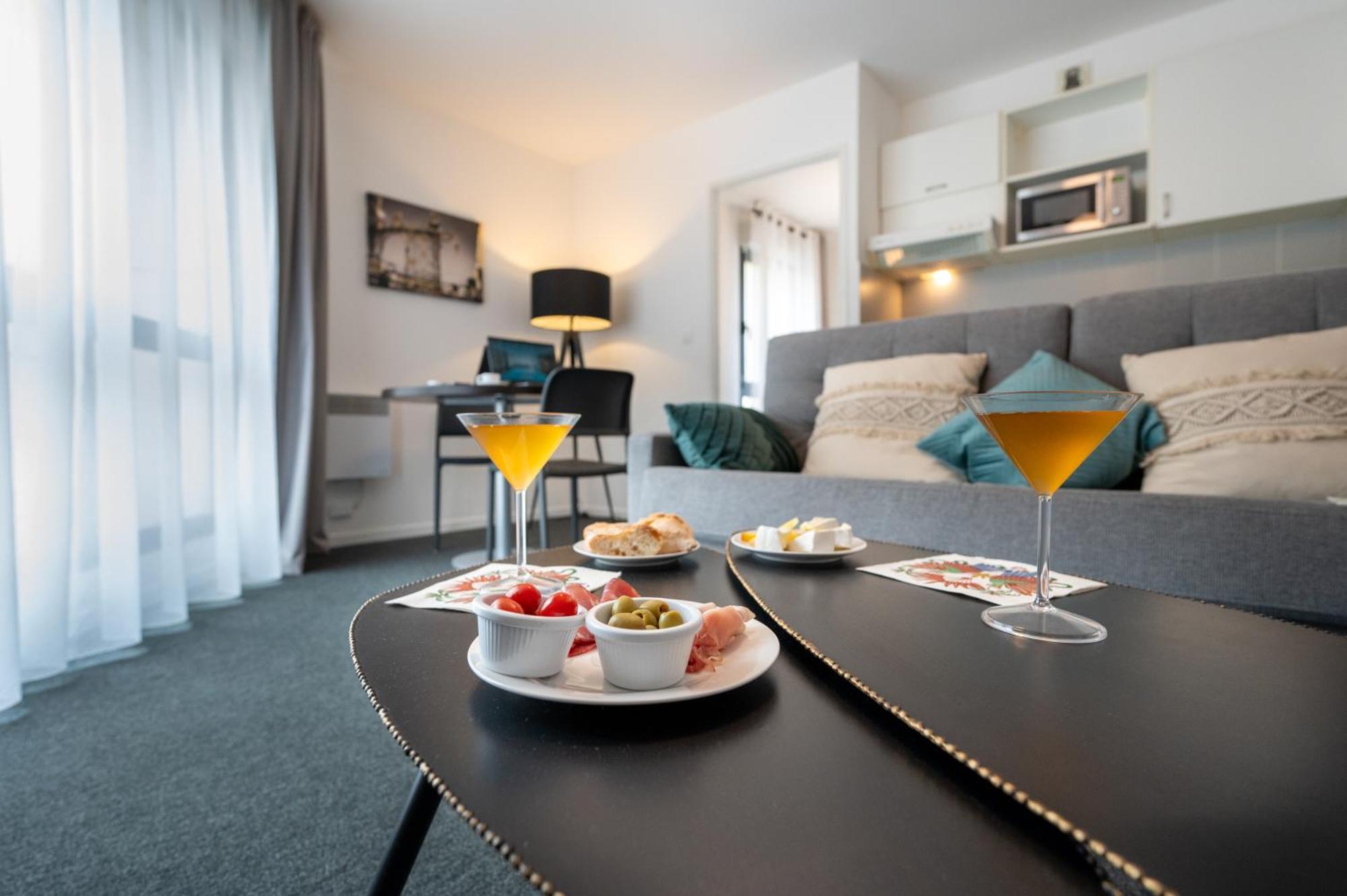 Nemea Appart Hotel Home Suite Nancy Centre Exterior foto