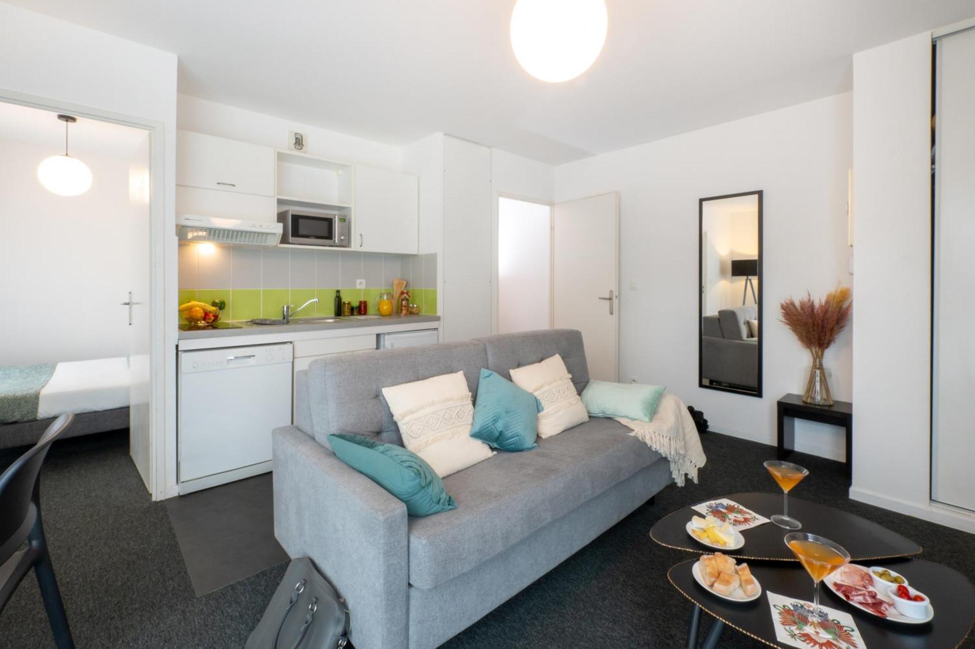 Nemea Appart Hotel Home Suite Nancy Centre Exterior foto